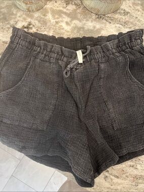 Women's MIA & TESS Black Pull-On Pocket Shorts size large